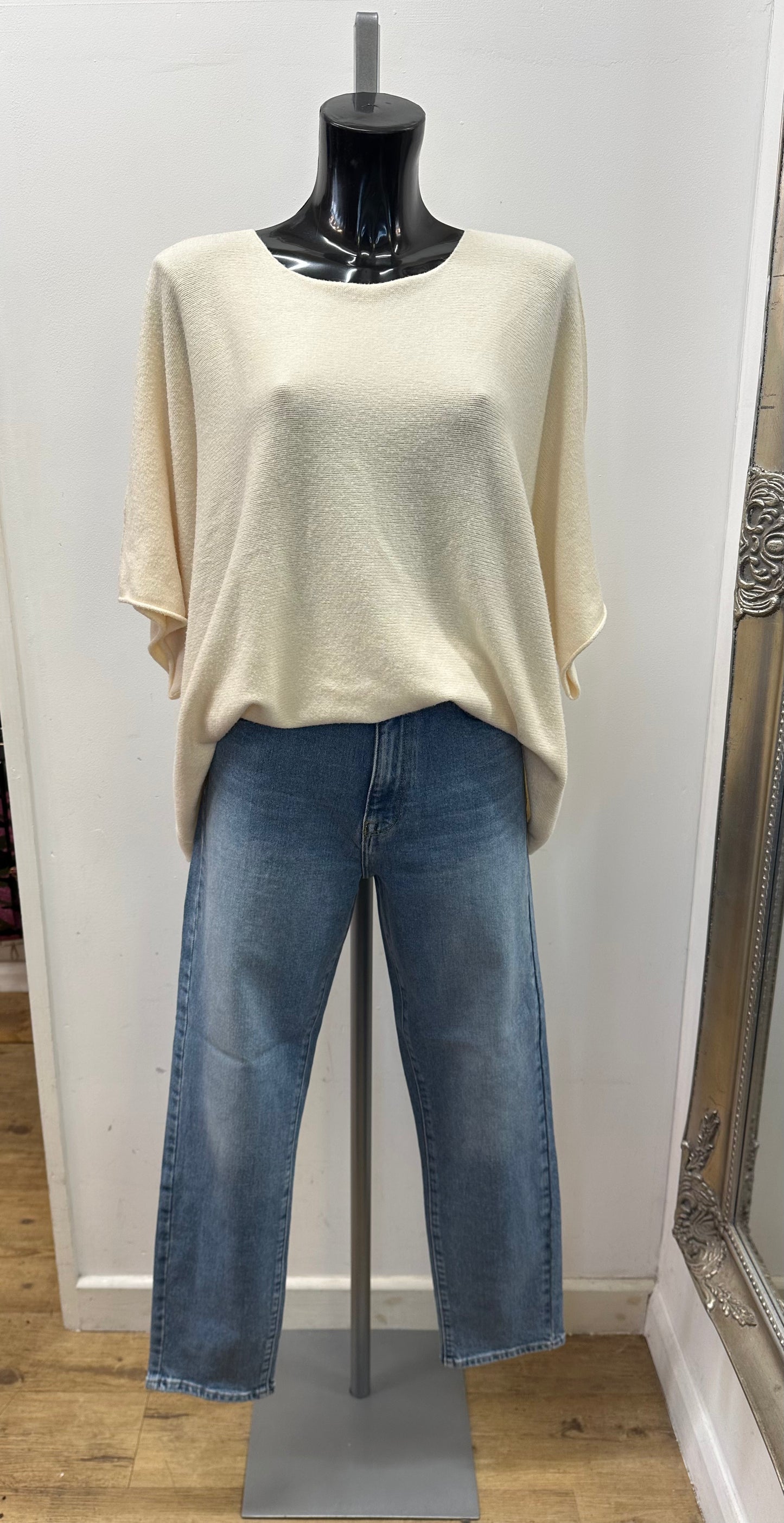 Cream short sleeved jumper
