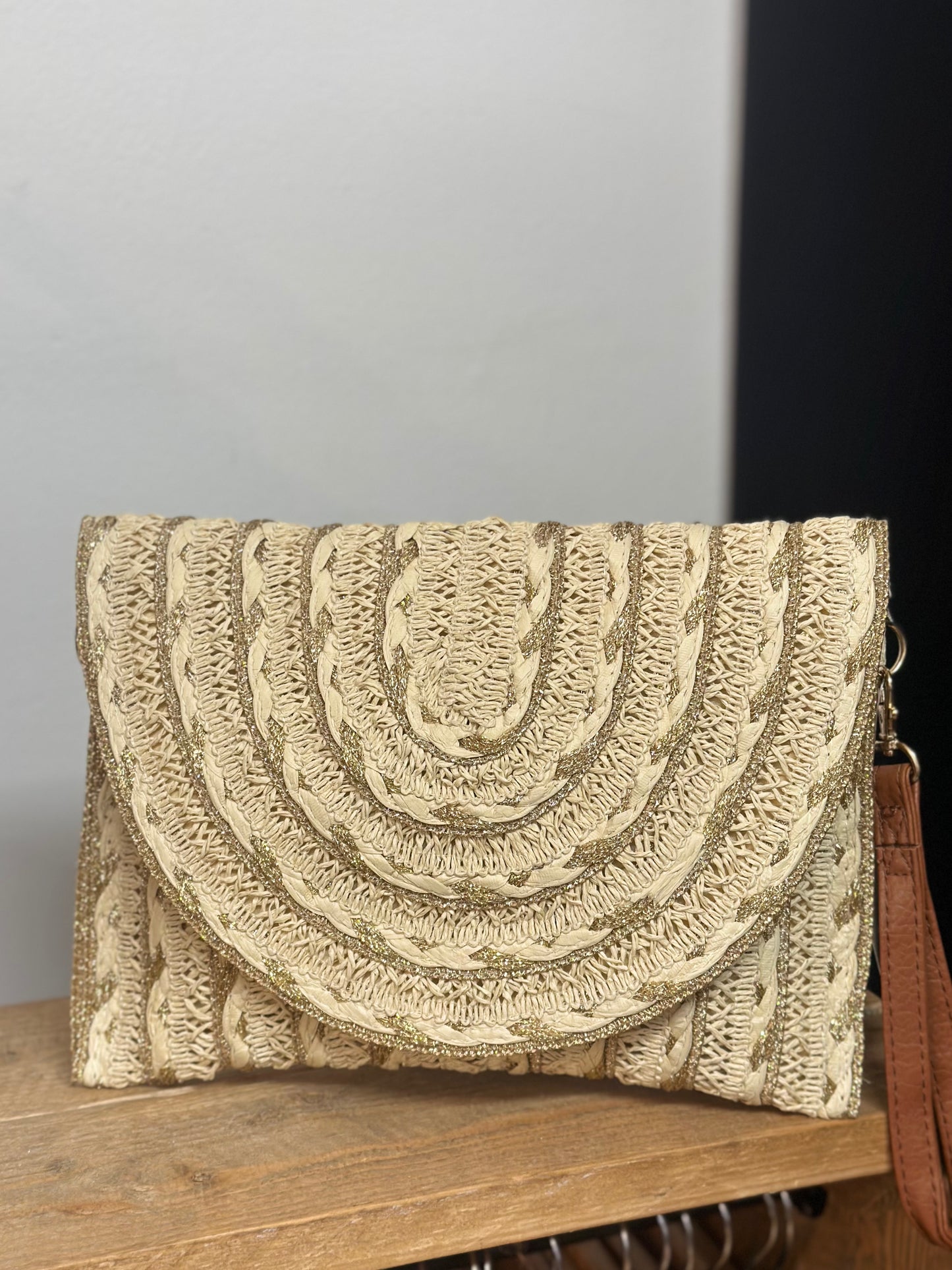 Straw gold glitter clutch / shoulder bag - Neutral Colour