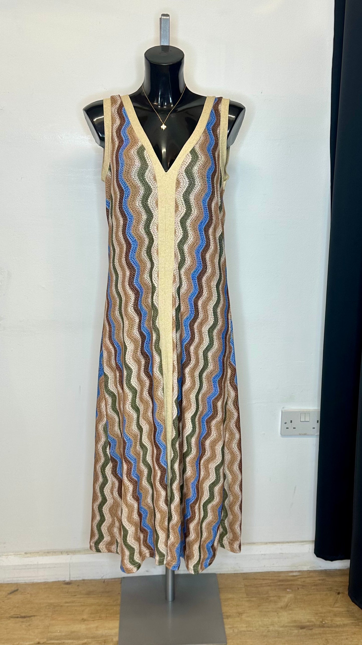 Brown/Blue Print Gold Shimmer Dress