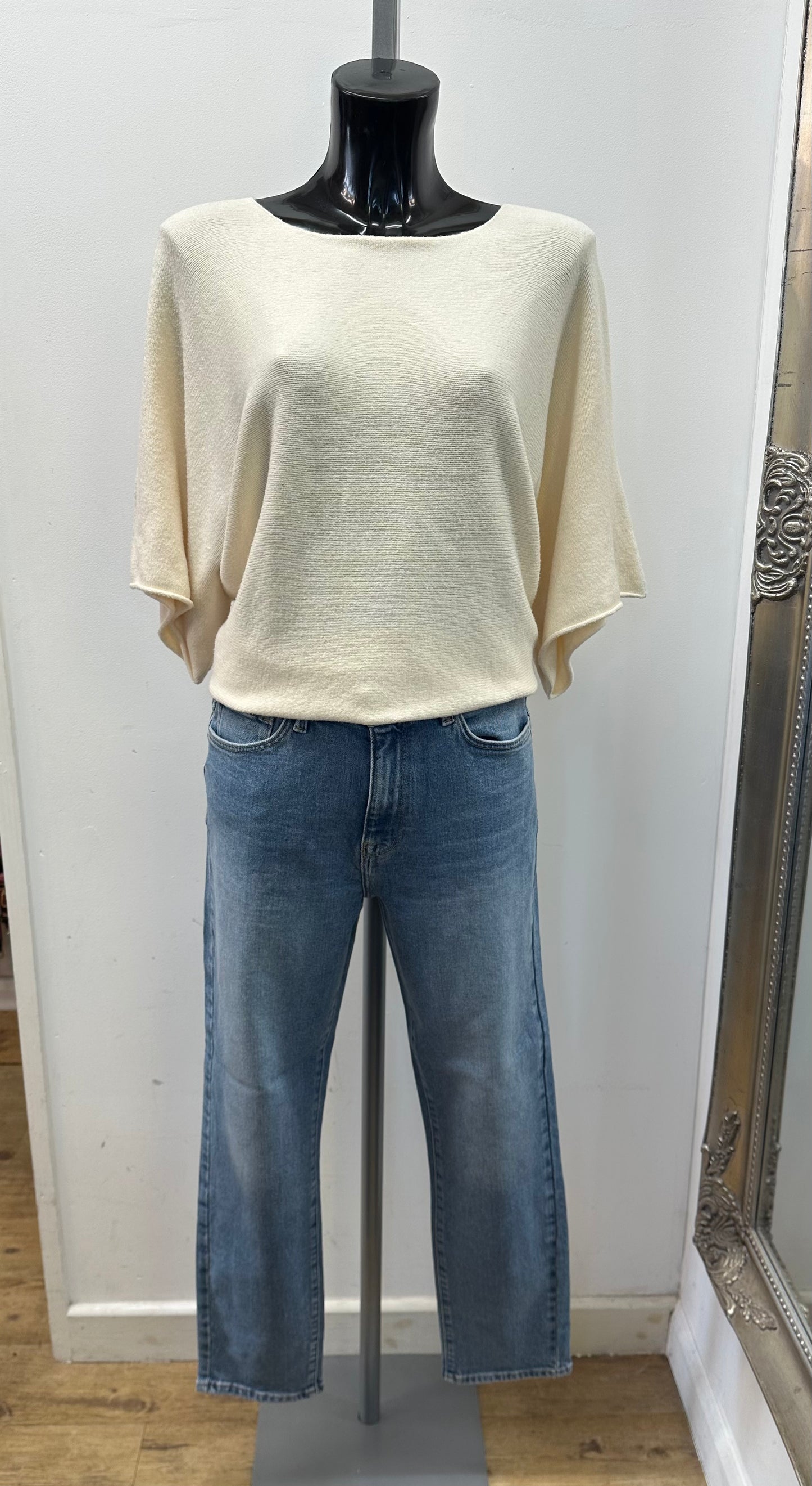 Cream short sleeved jumper
