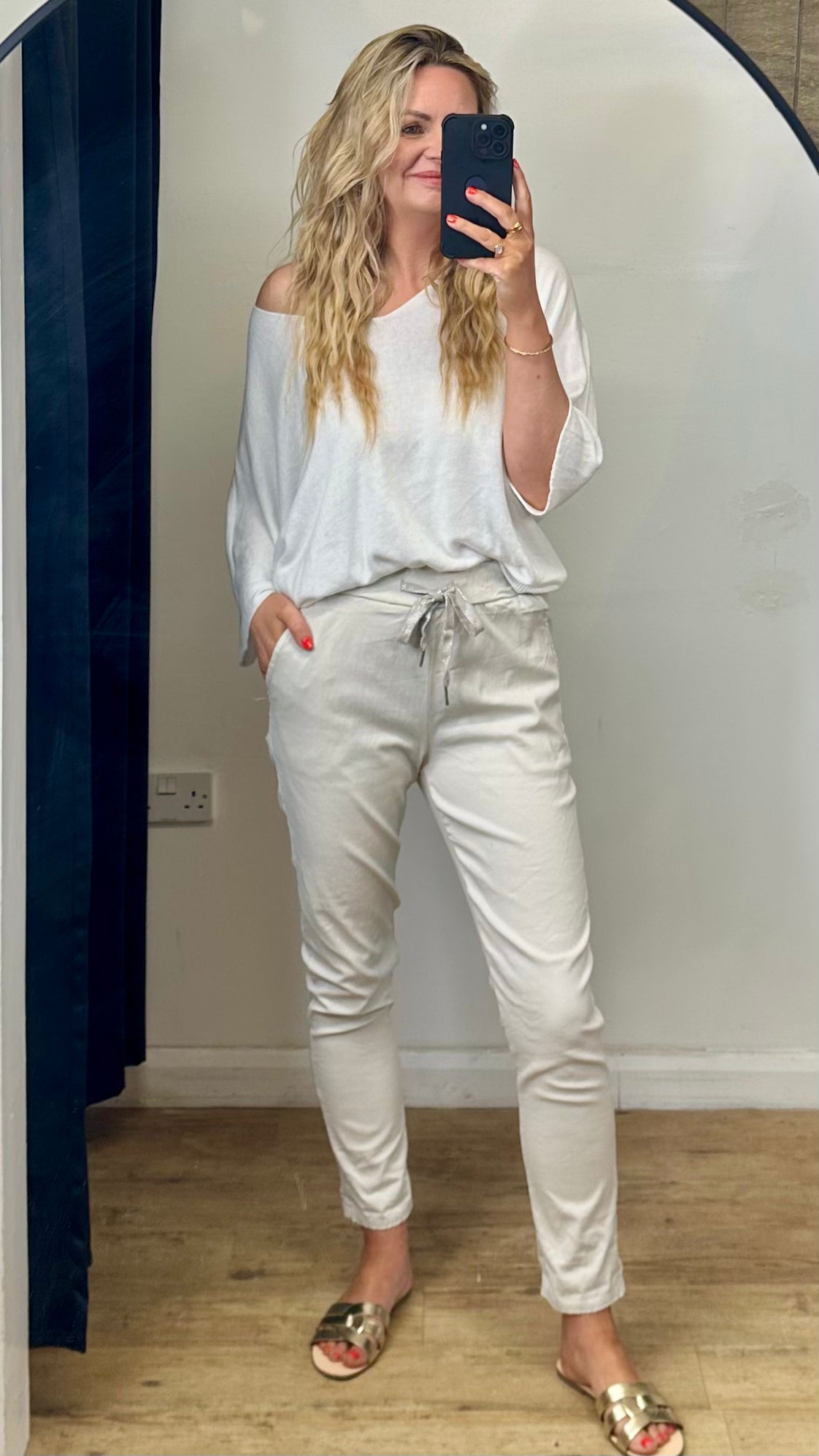 Beige stretch trousers