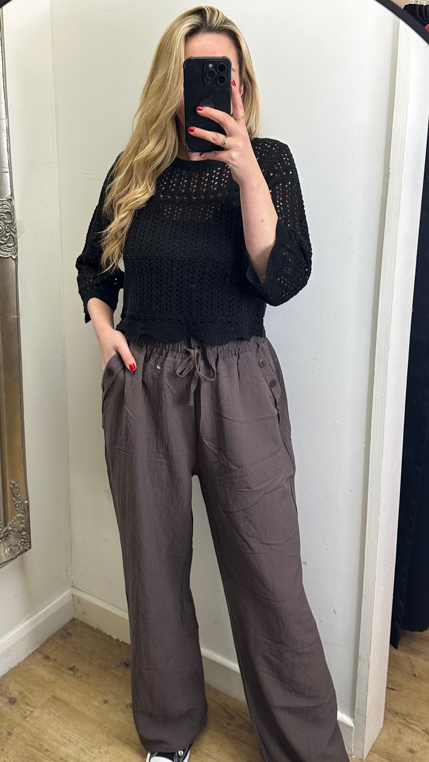 Loose Fit Trousers - Brown Colour