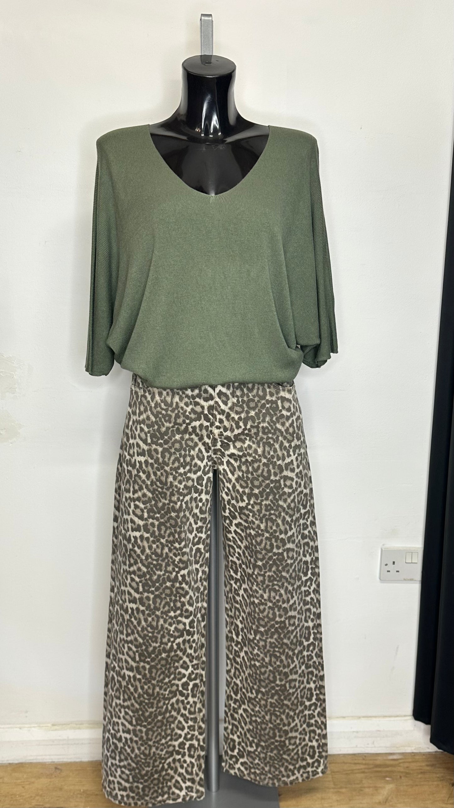 Fine Knit Top - Khaki Colour