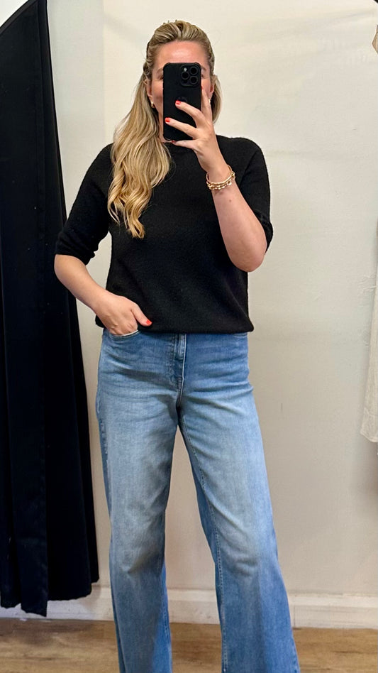 Black short sleeve knit