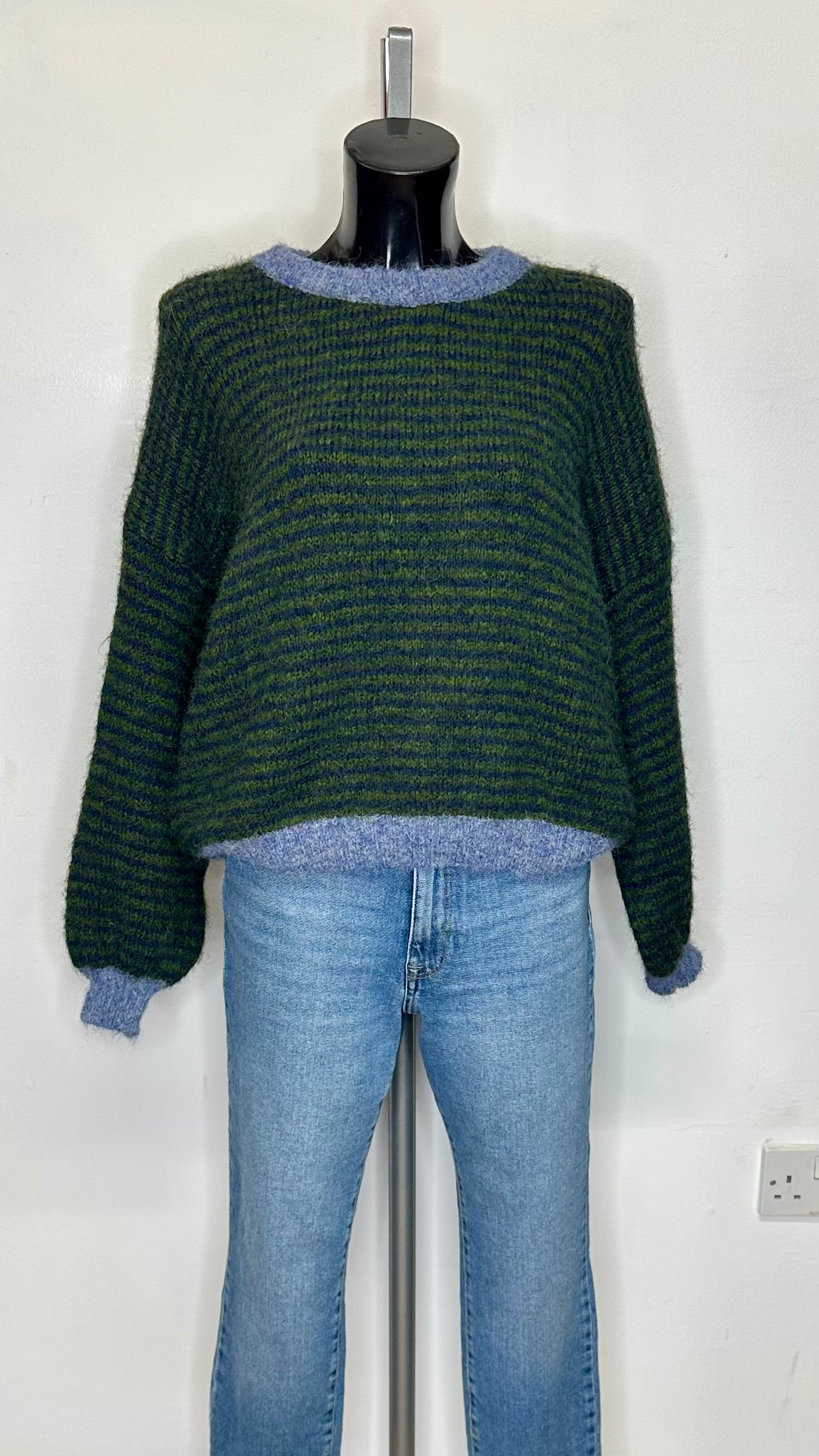 Navy / Khaki Stripe Knit