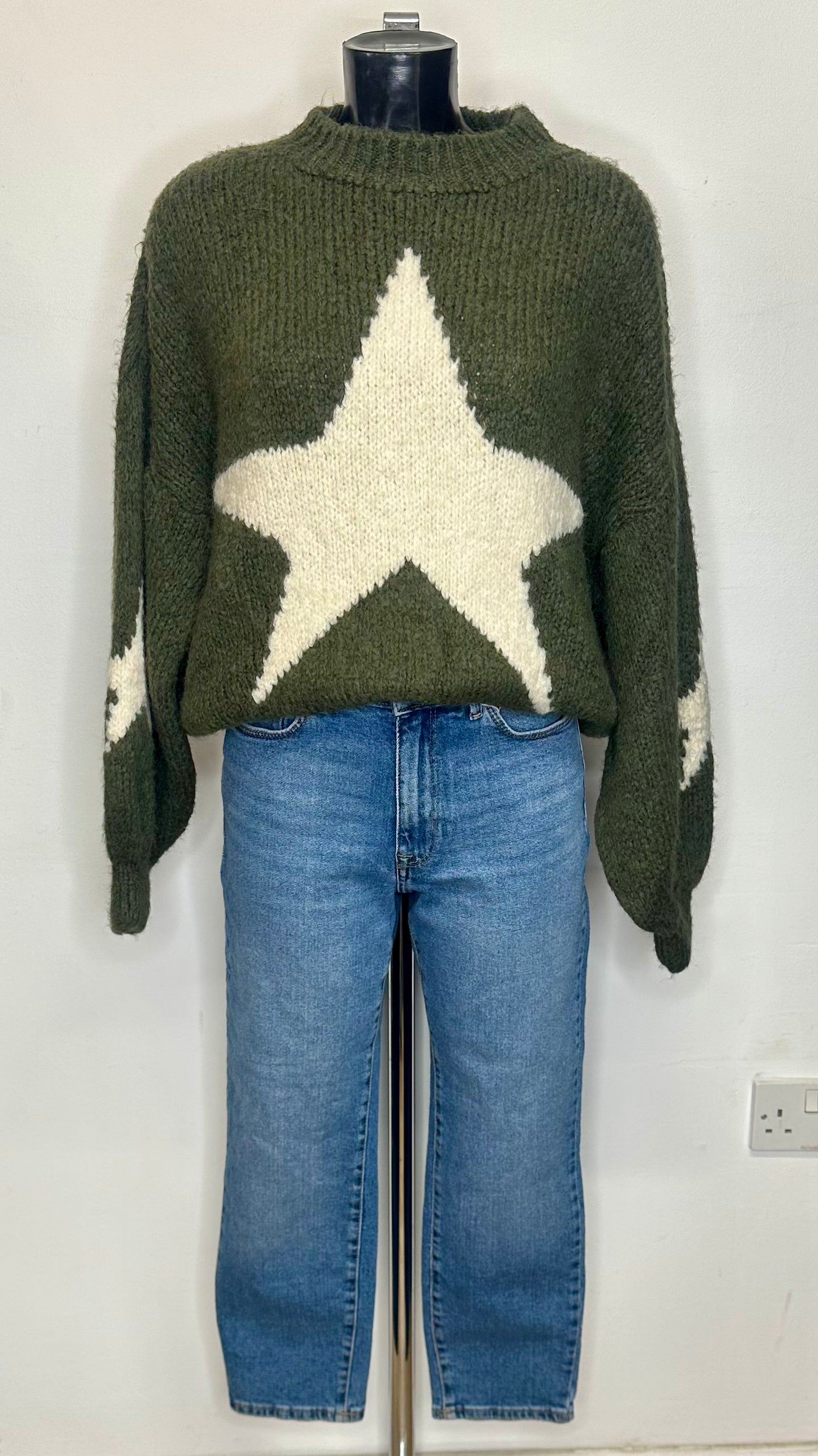 Star Knit Jumper - Khaki / White Colour