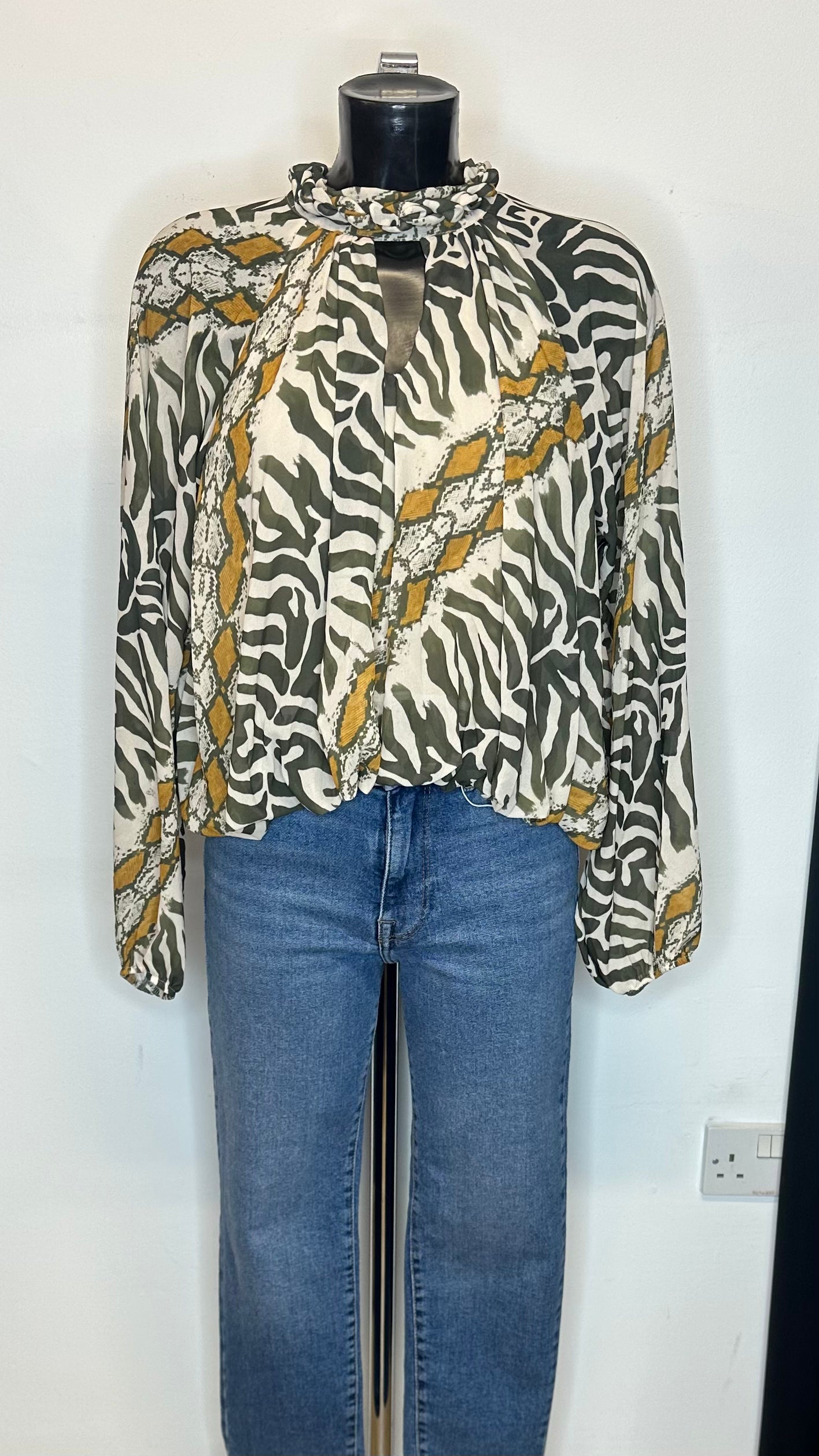 Pattern Top - Khaki / Mustard