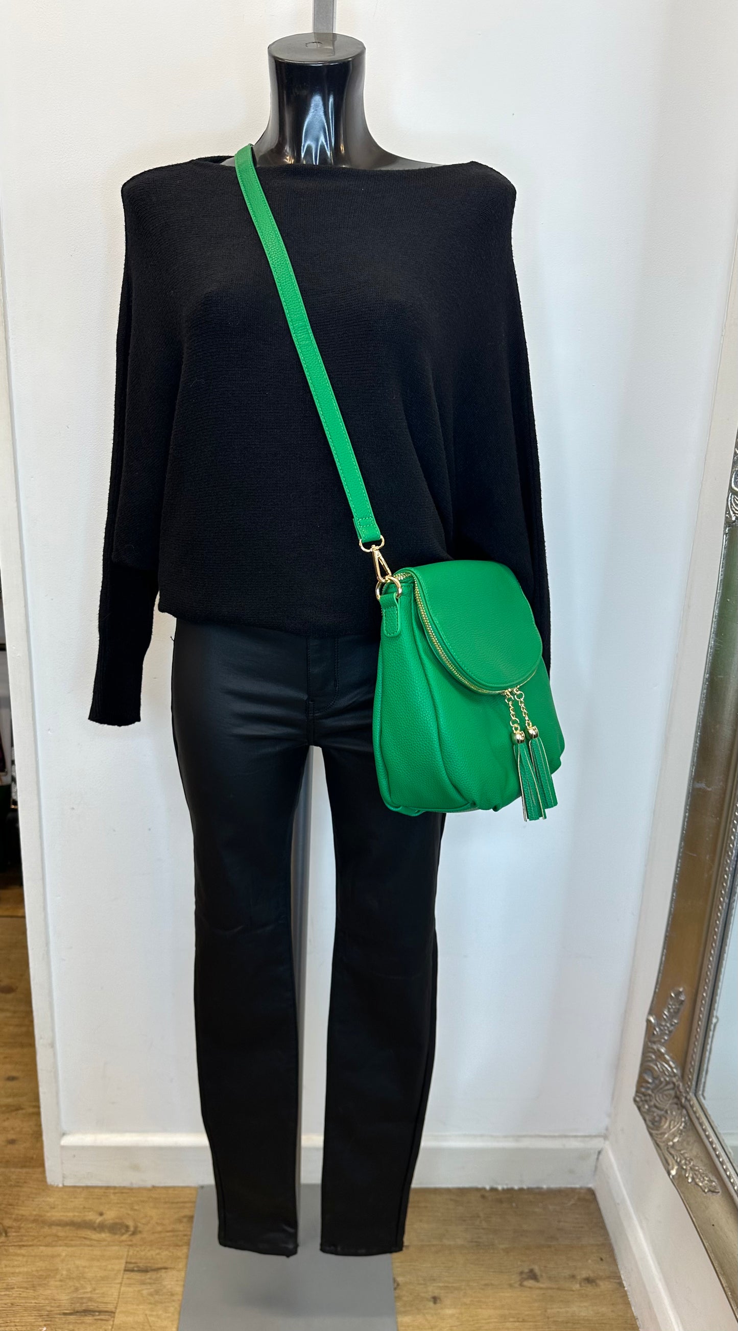 Soft satchel tassel bag - Green colour