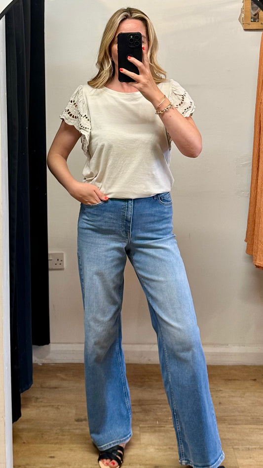Frill sleeve T-shirt - Beige