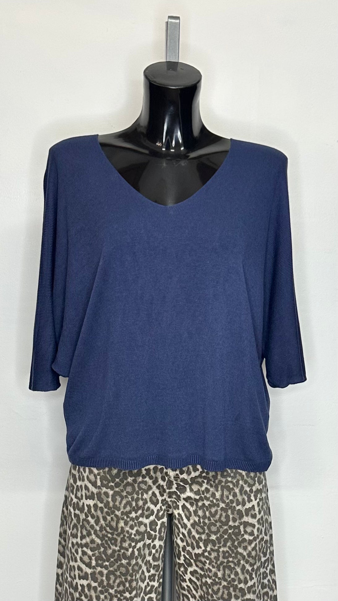 Fine Knit Top - Navy Colour