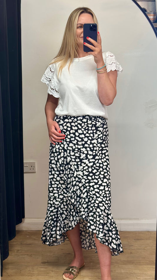 Black floral print skirt