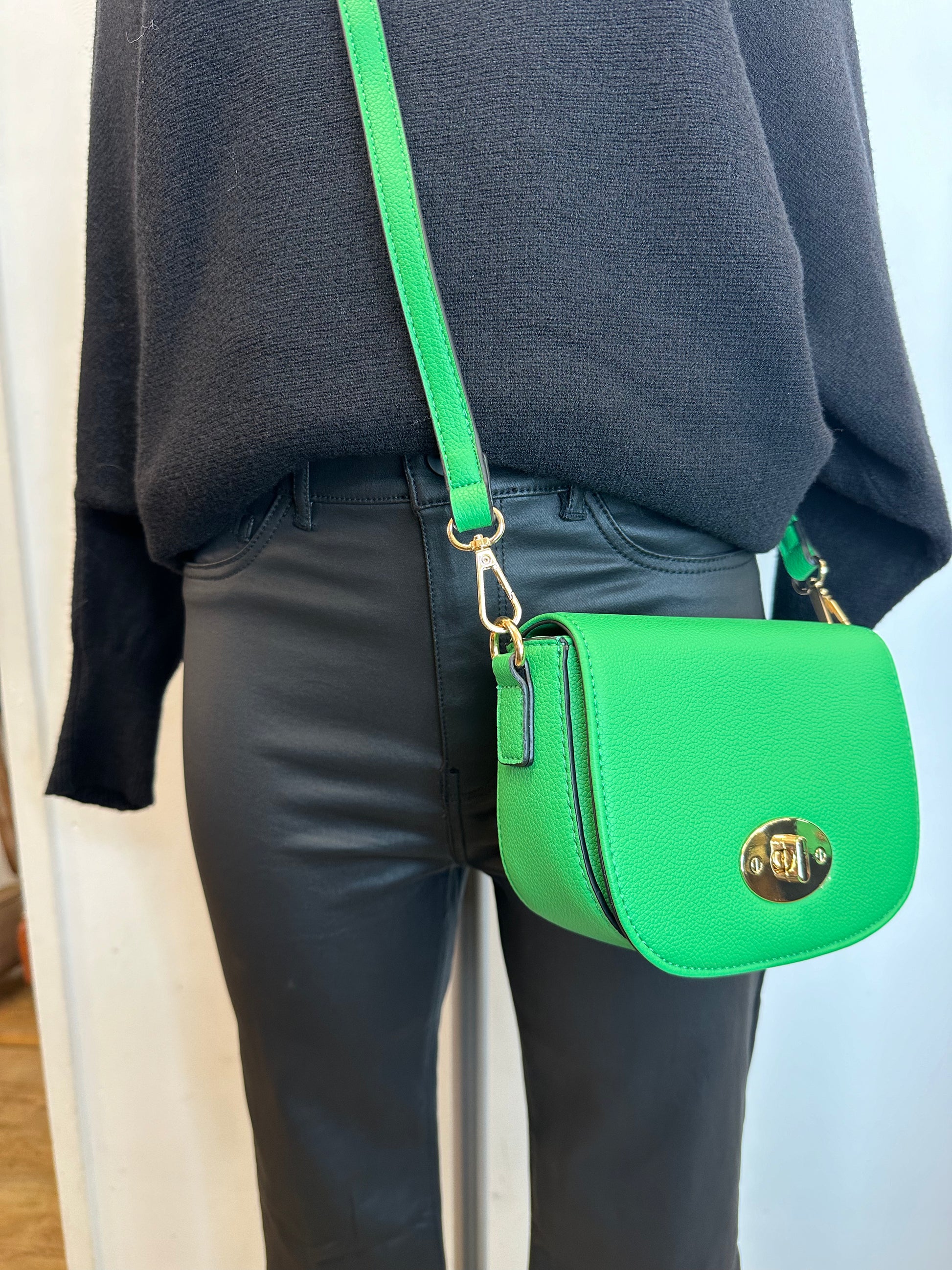 Green hotsell coach crossbody