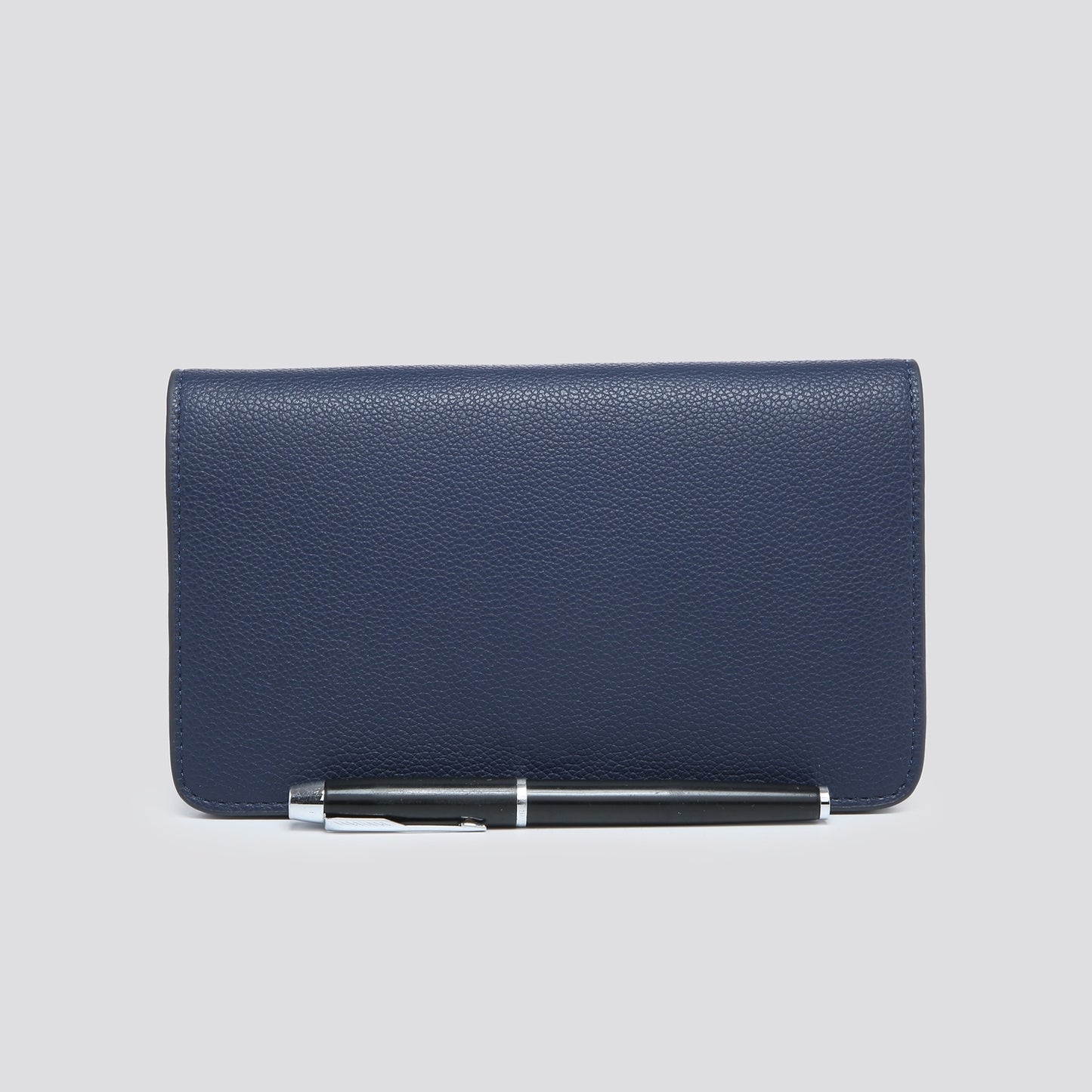Purses in a variety of colours